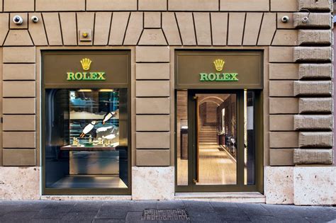 cavour rolex roma|‭Hausmann & Co. BOUTIQUE ROLEX‬, Via Condotti 35/A 00187 .